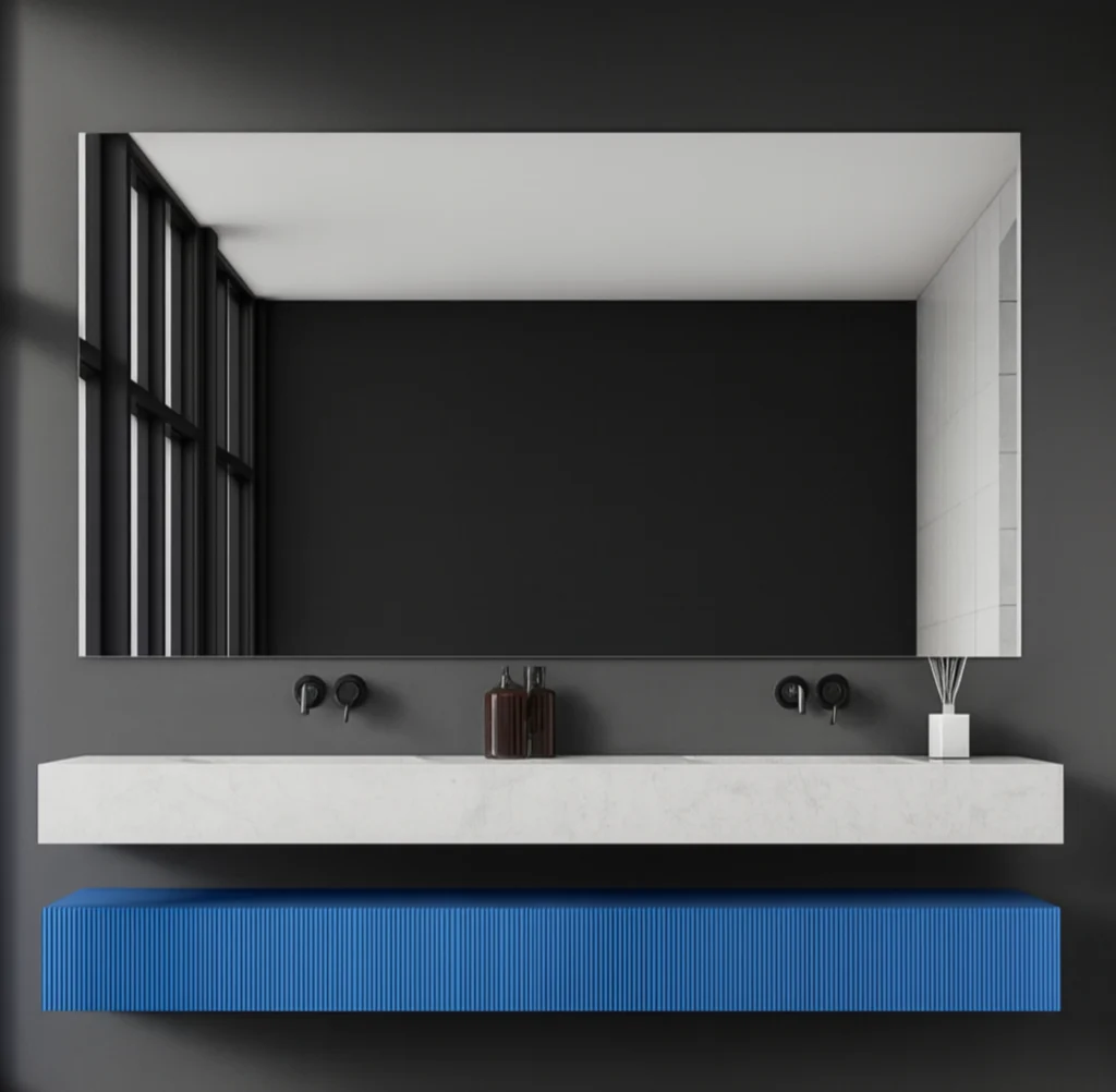 Espejo de baño reversible con estructura de aluminio.